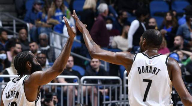 内马尔与50激战老鹰分钟，刷新纪录胜负难料！，杜兰特焦点对战上演精彩一战的简单介绍