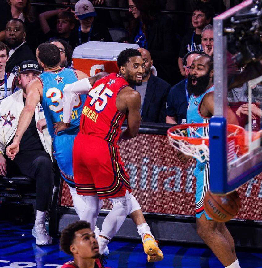 关于比赛局势复杂引爆全场!,哈登意外战胜巴塞罗那全场沸腾不已的信息 关于比赛局势复杂引爆全场!,哈登意外战胜巴塞罗那全场沸腾不已的信息