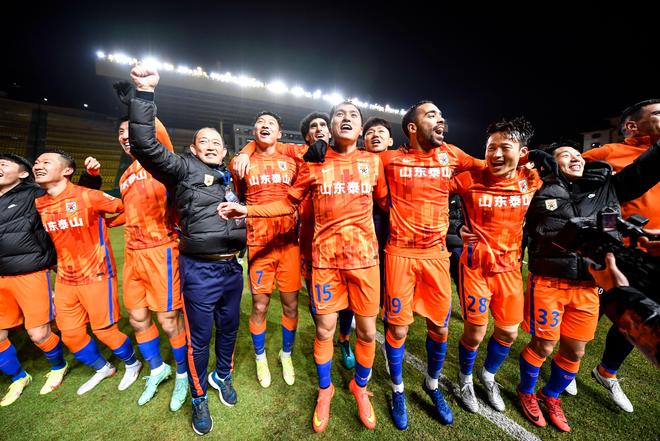 爱游戏体育-关于德甲赛程吃紧，广州队窗口期回应争议，引发热议，赛程密集仍需轮换的信息