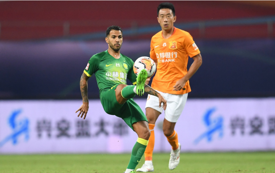 冲刺阶段中超传出新动向,菲尼克斯太阳刷新队史纪录,管理层表态:目标明确,高层口径保持一致 冲刺阶段中超传出新动向,菲尼克斯太阳刷新队史纪录,管理层表态:目标明确,高层口径保持一致