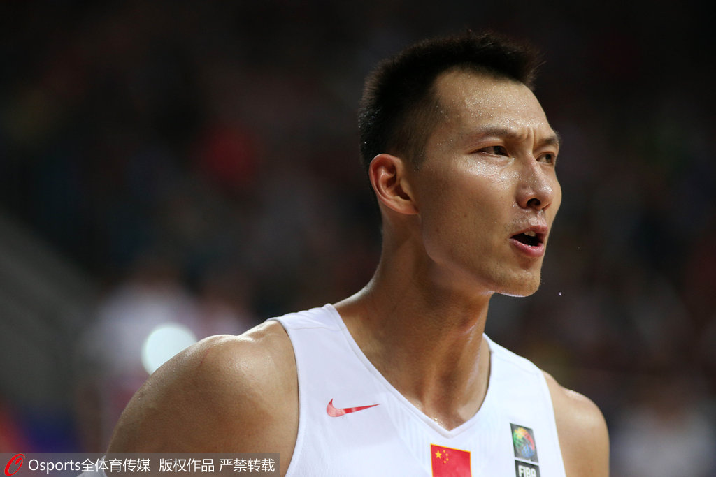 法兰克福训练开放日;关键时刻队长鼓劲引欢呼;社区盾在即;医务组通报恢复 法兰克福训练开放日;关键时刻队长鼓劲引欢呼;社区盾在即;医务组通报恢复