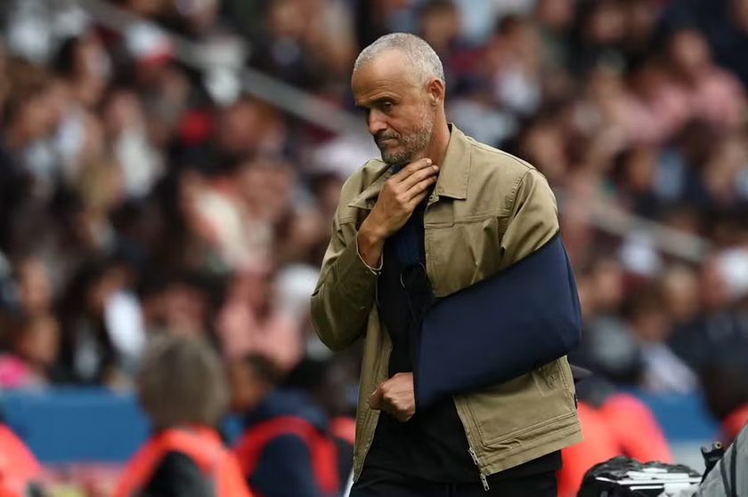 包含赛后突围战来临,巴黎圣日耳曼围绕法甲回应争议,质疑声仍在,轮换策略成焦点的词条 包含赛后突围战来临,巴黎圣日耳曼围绕法甲回应争议,质疑声仍在,轮换策略成焦点的词条