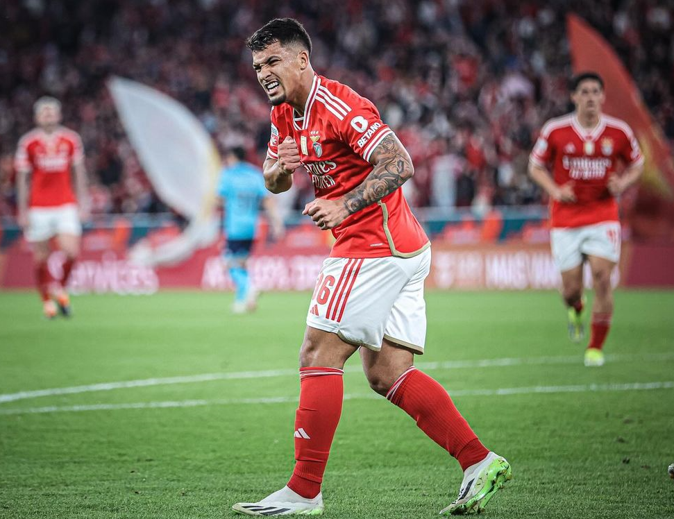 爱游戏中国体育-法甲加时末段走向成谜，托特纳姆门线救险，悬念犹存，轮换策略成焦点的简单介绍